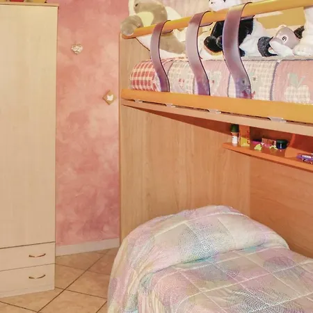 Appartamento Two-bedroom In Pu San Costanzo